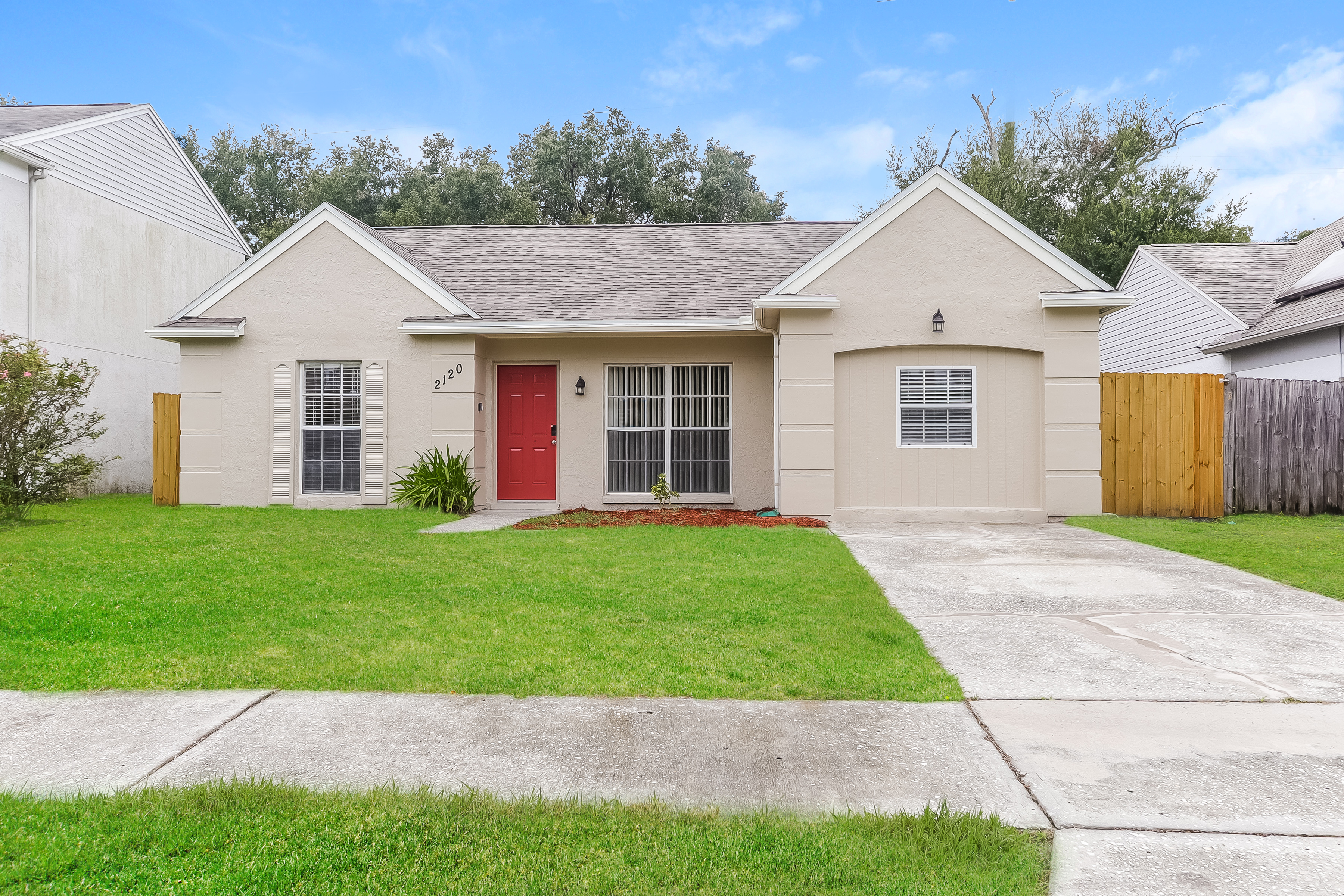 2120 Redleaf Dr Brandon, FL 33510